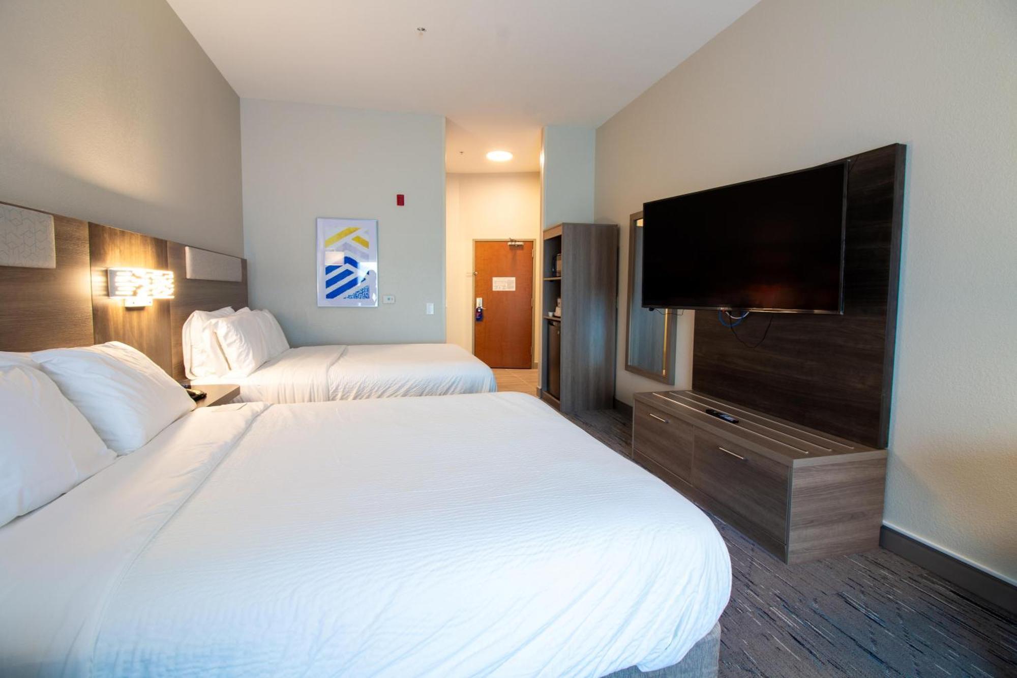 Holiday Inn Express Leland - Wilmington Area By Ihg Экстерьер фото