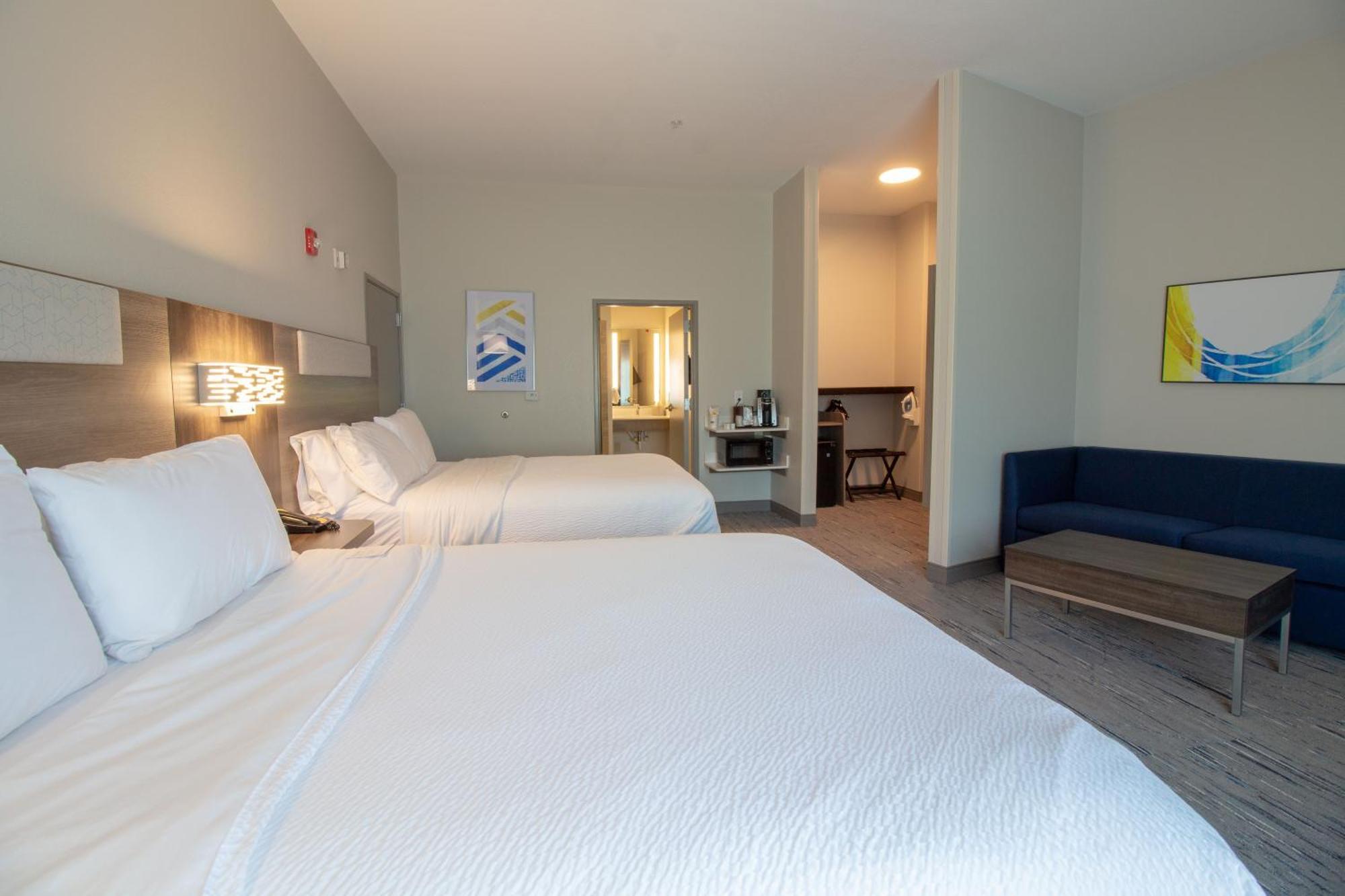 Holiday Inn Express Leland - Wilmington Area By Ihg Экстерьер фото