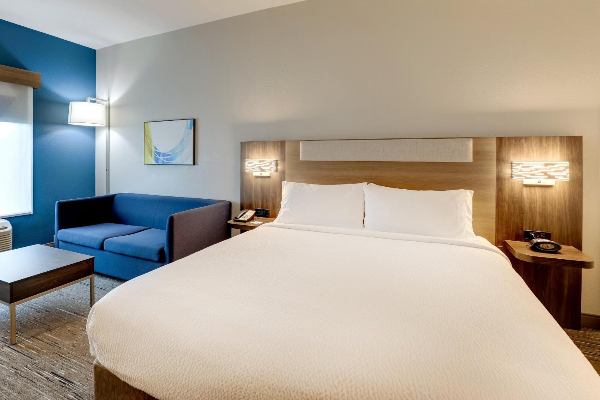 Holiday Inn Express Leland - Wilmington Area By Ihg Экстерьер фото