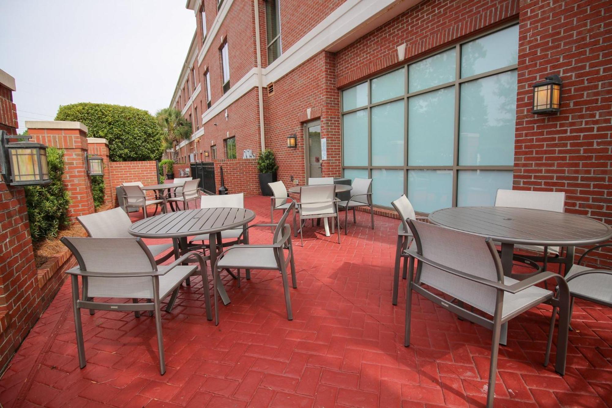 Holiday Inn Express Leland - Wilmington Area By Ihg Экстерьер фото