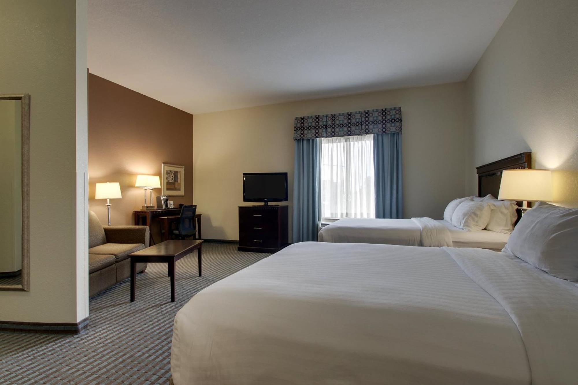 Holiday Inn Express Leland - Wilmington Area By Ihg Экстерьер фото