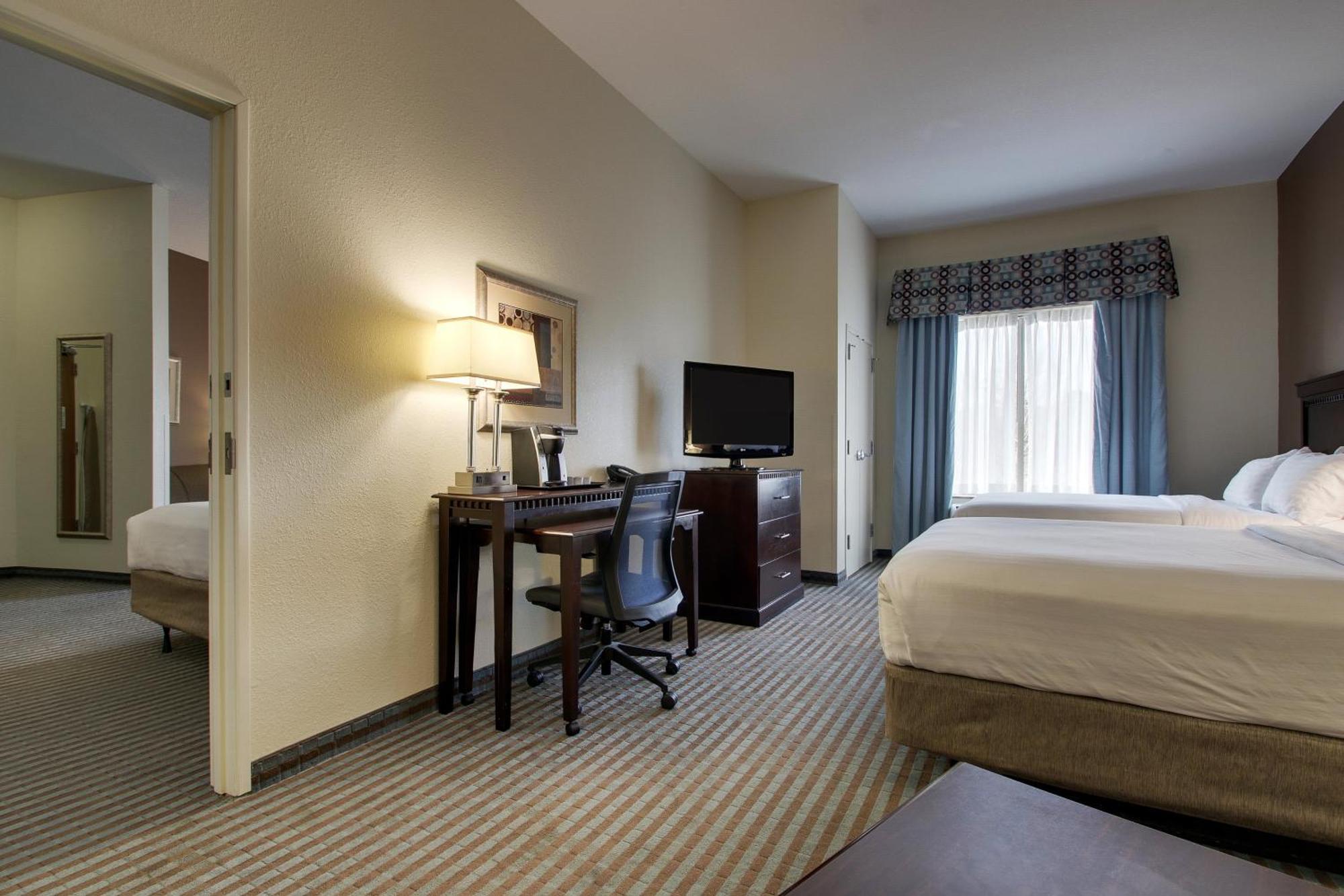 Holiday Inn Express Leland - Wilmington Area By Ihg Экстерьер фото